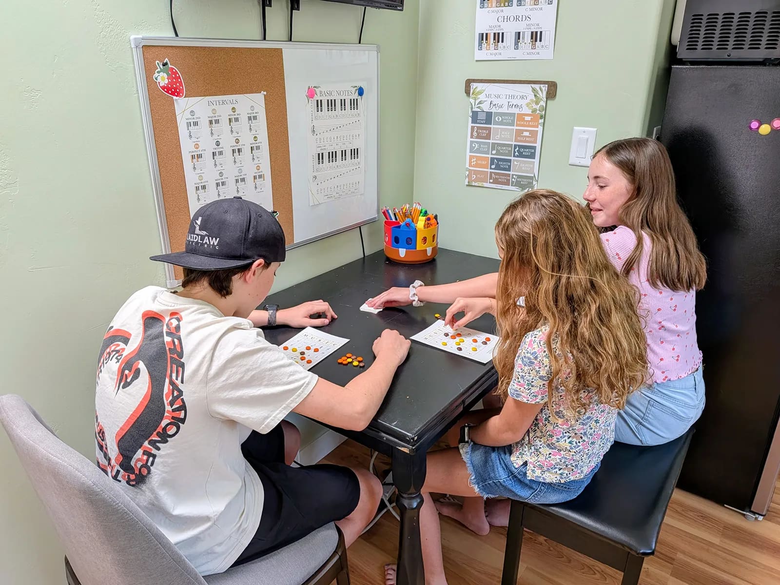 kids playing piano theory games